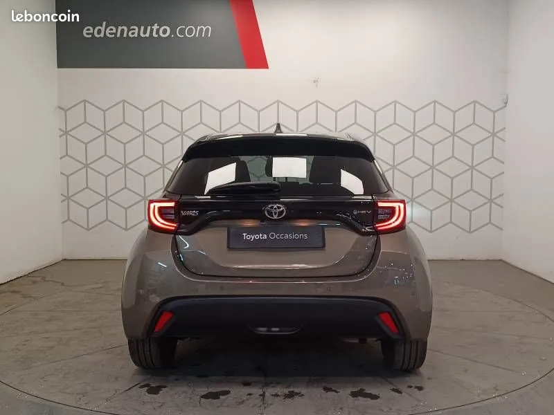 Toyota Yaris 2025 photo 4