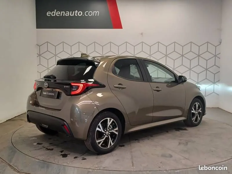Toyota Yaris 2025 photo 5