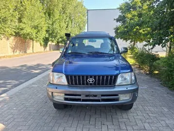 Toyota Landcruiser 2000 photo 2