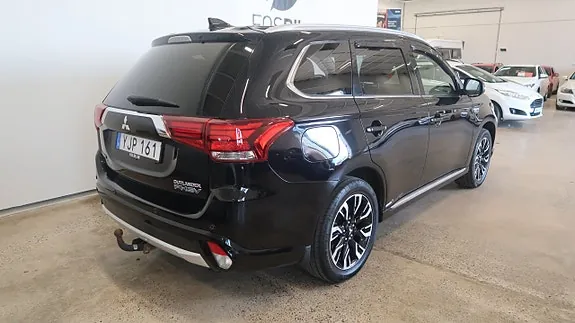 Mitsubishi Outlander 2017 photo 4