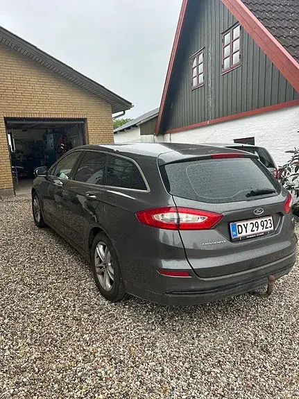 Ford Mondeo 2016 photo 2