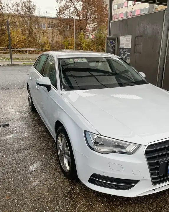 Audi A3 2013 photo 2