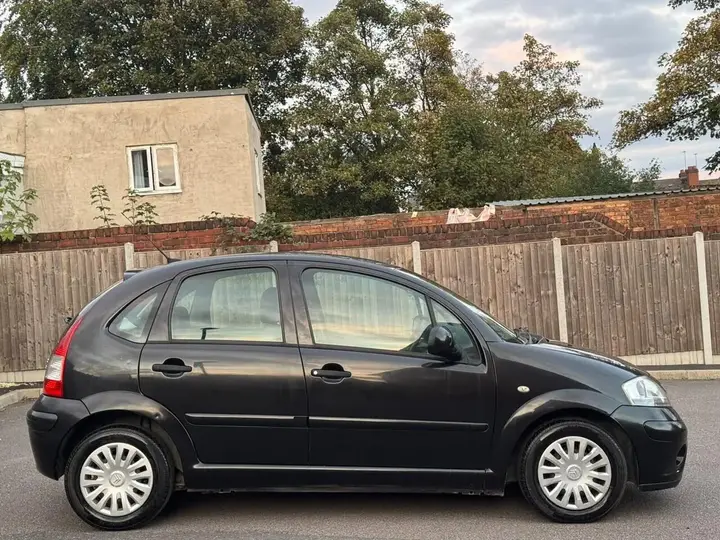 Citroen C3 2010 photo 5