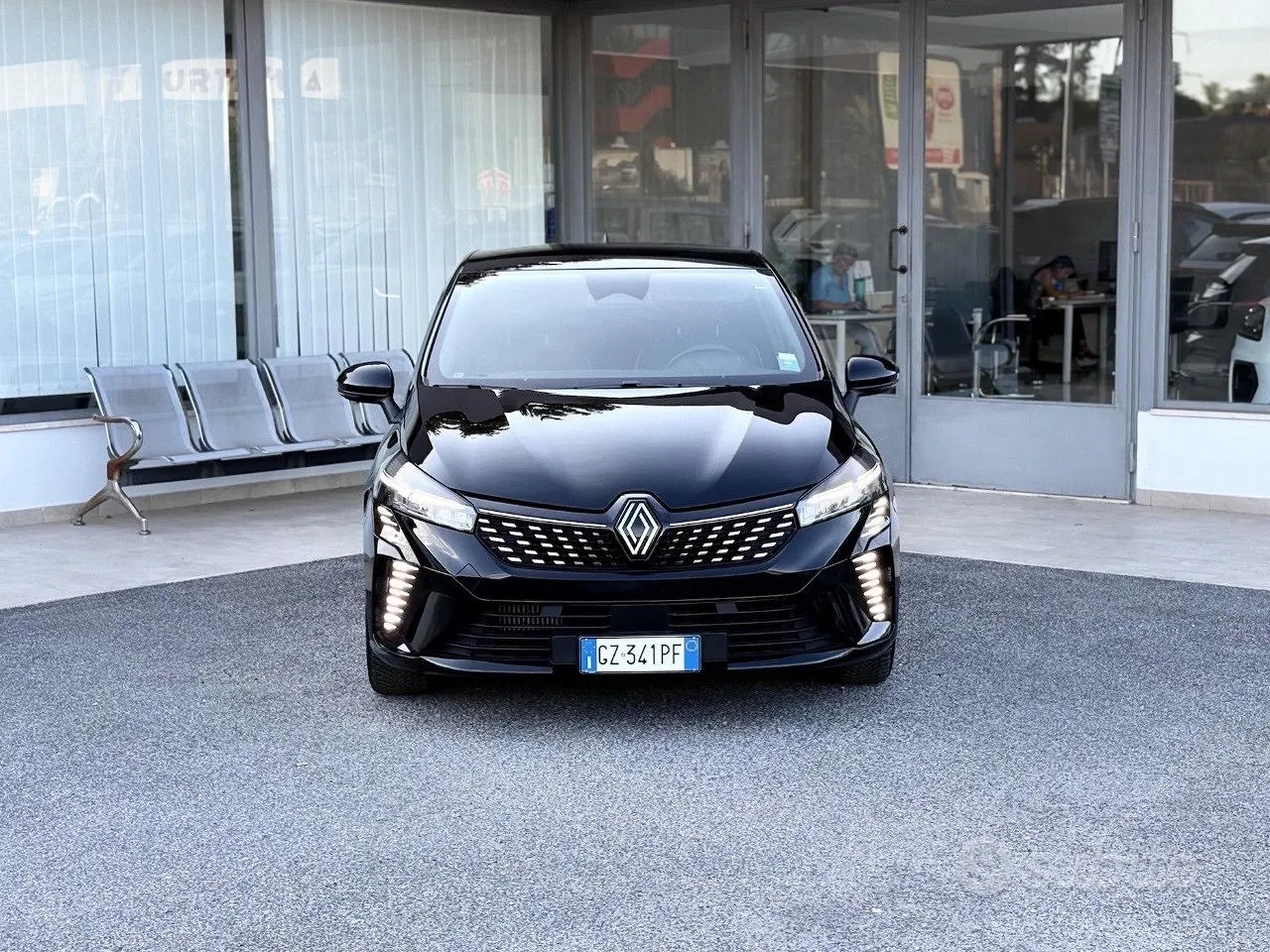 Renault Clio 2025 photo 2