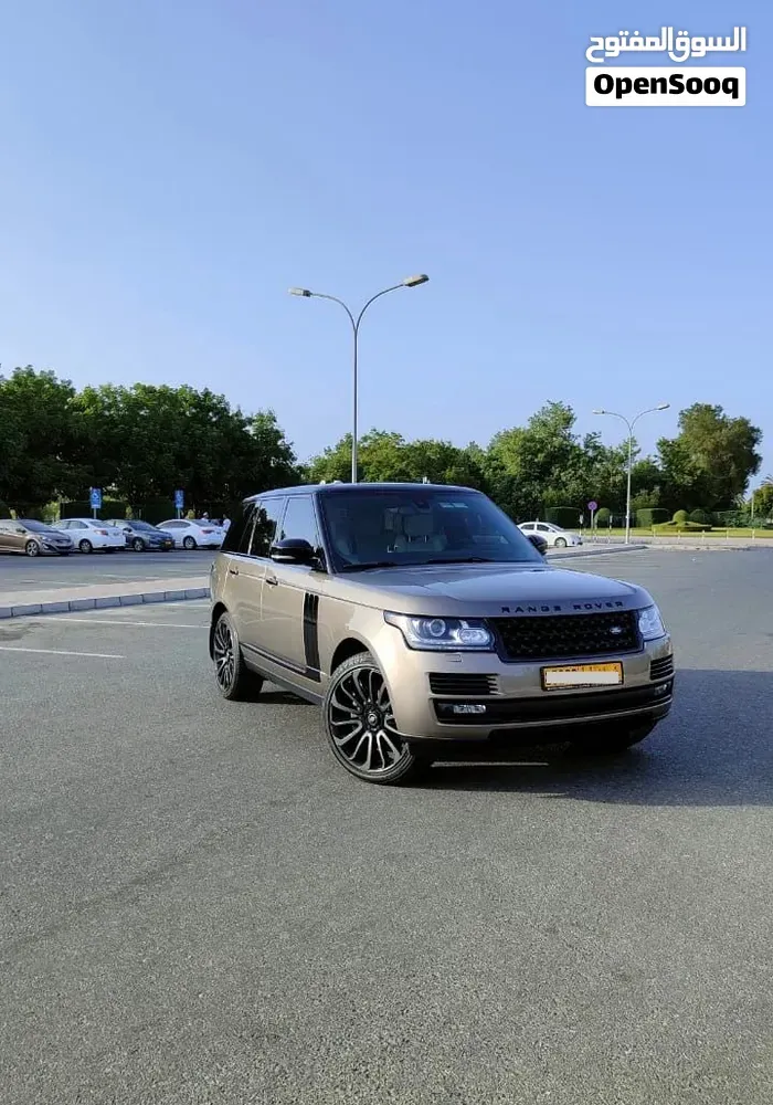 Land Rover Range Rover Vogue 2015 photo 4