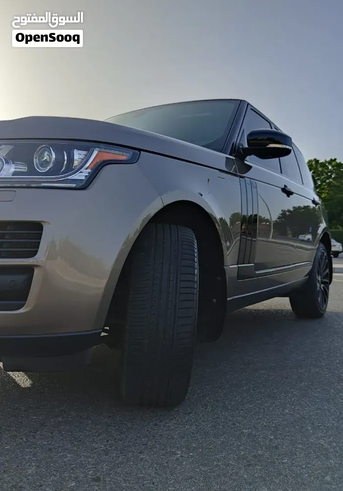 Land Rover Range Rover Vogue 2015 photo 3