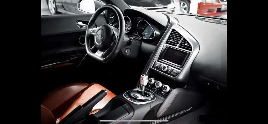 Audi R8 2009 photo 3