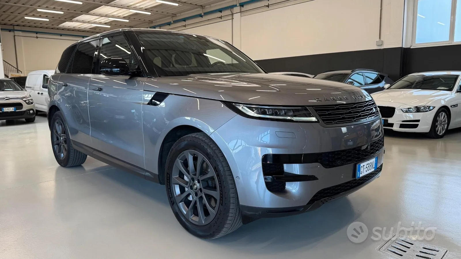 Land Rover Range Rover Sport 2024 photo 3