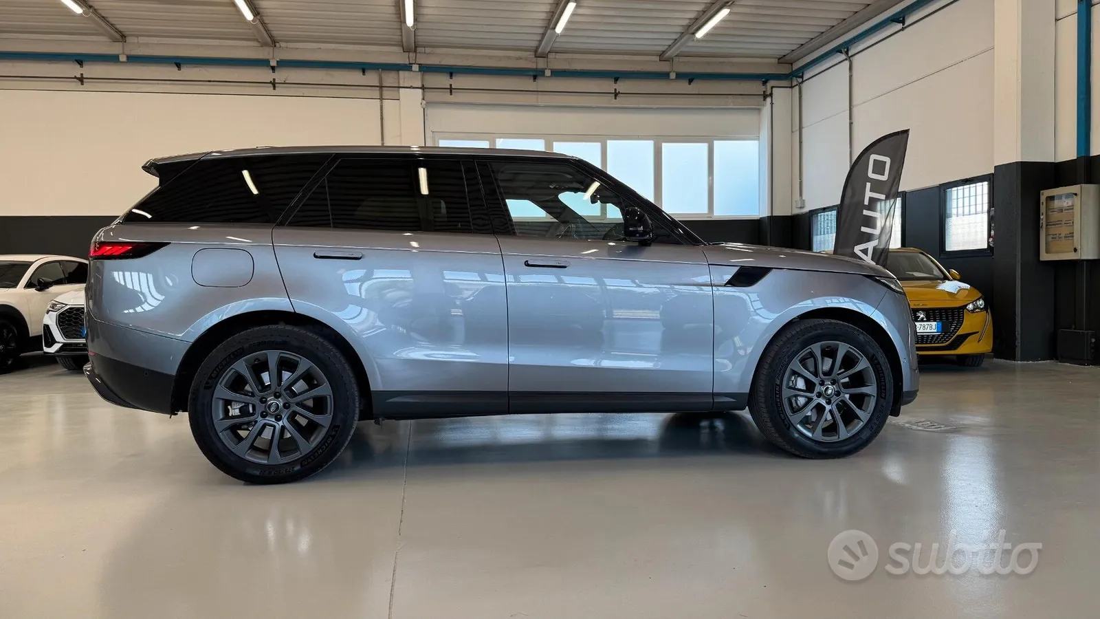 Land Rover Range Rover Sport 2024 photo 4