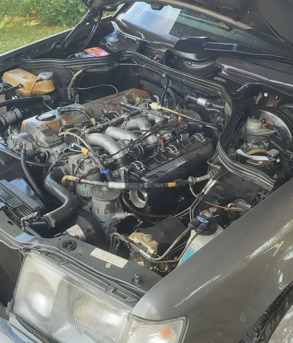 Mercedes-Benz E-Class 1991 photo 2