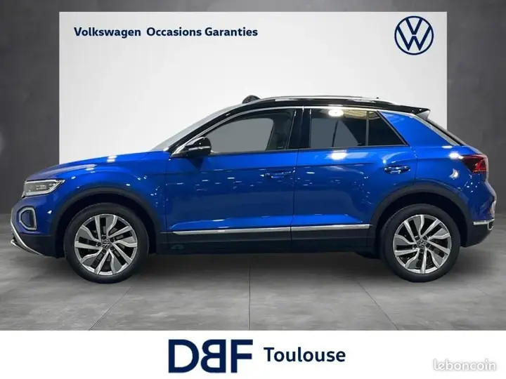 Volkswagen T-Roc 2023 photo 2