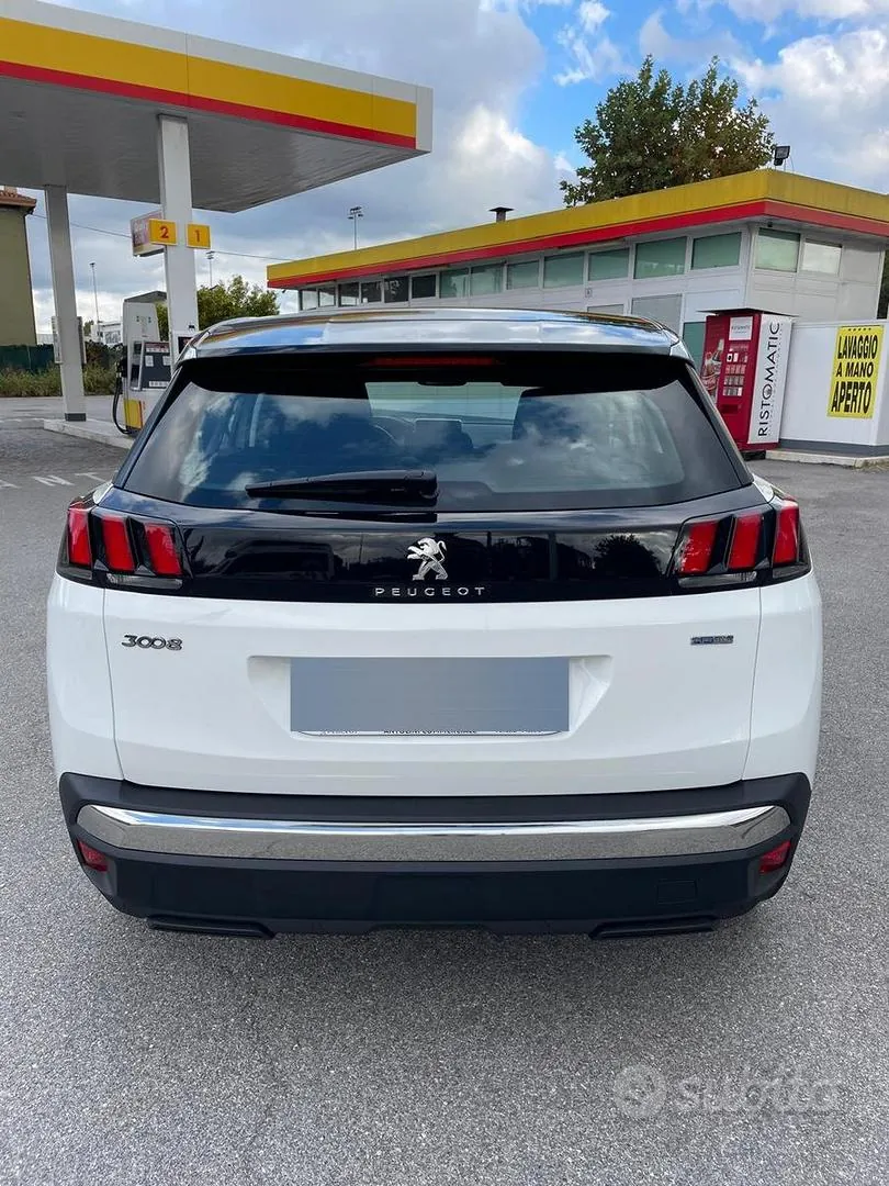 Peugeot 3008 2017 photo 2