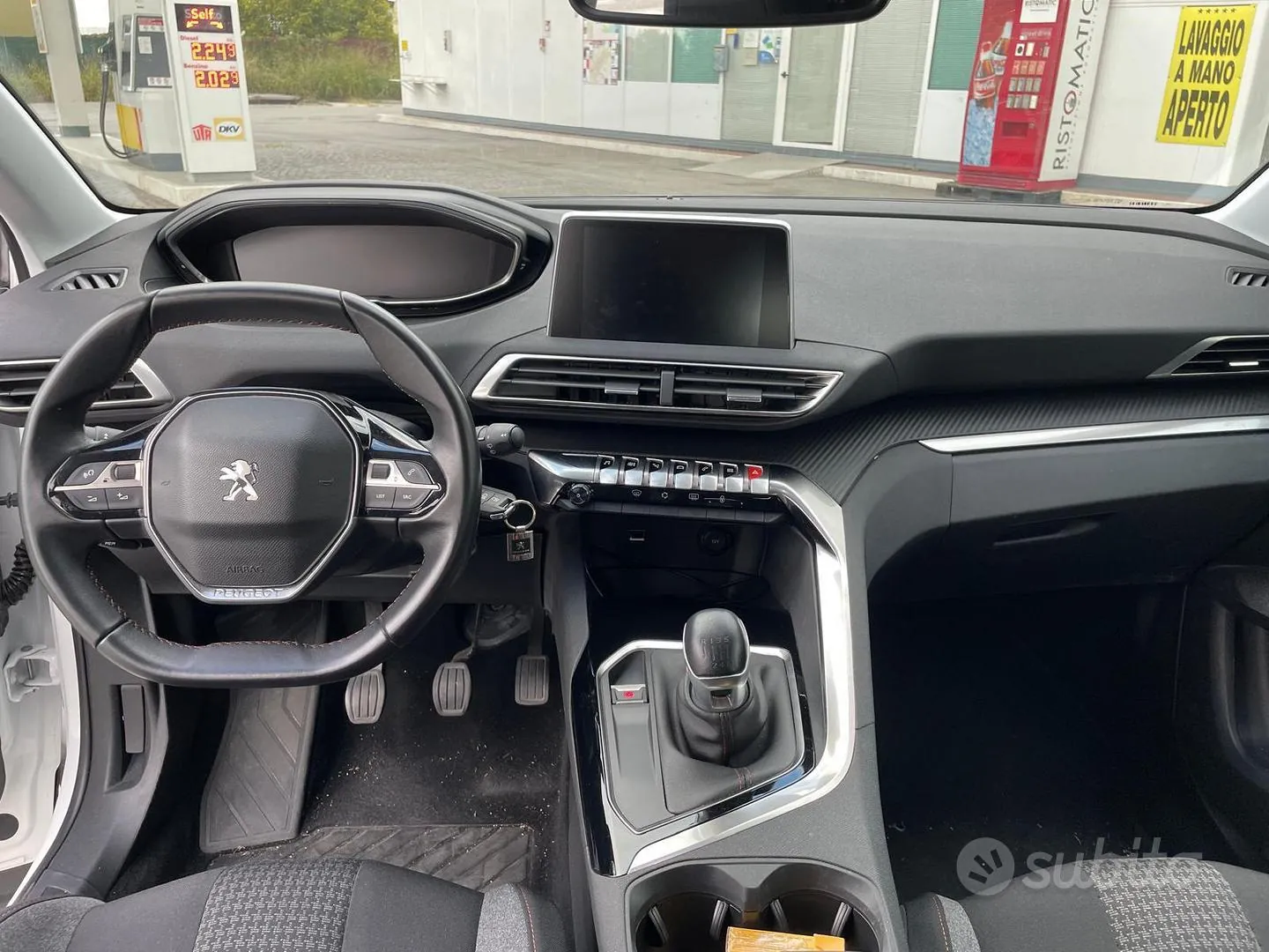 Peugeot 3008 2017 photo 3