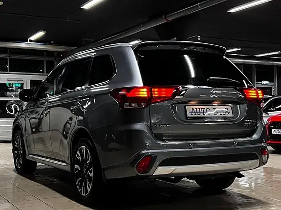 Mitsubishi Outlander 2016 photo 3