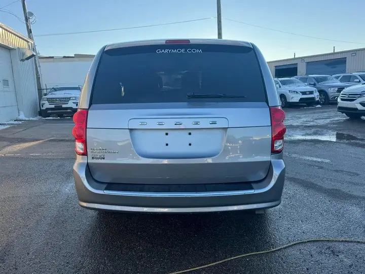 Dodge Grand Caravan 2017 photo 5