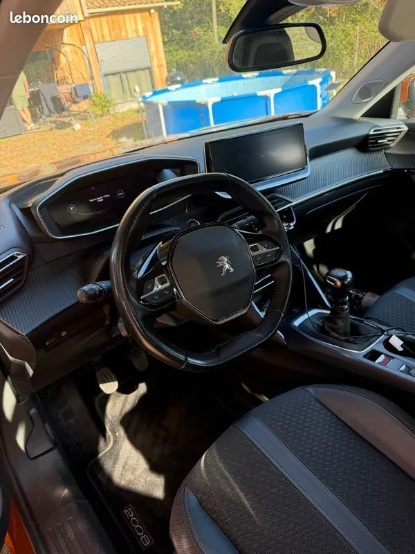 Peugeot 2008 2020 photo 3