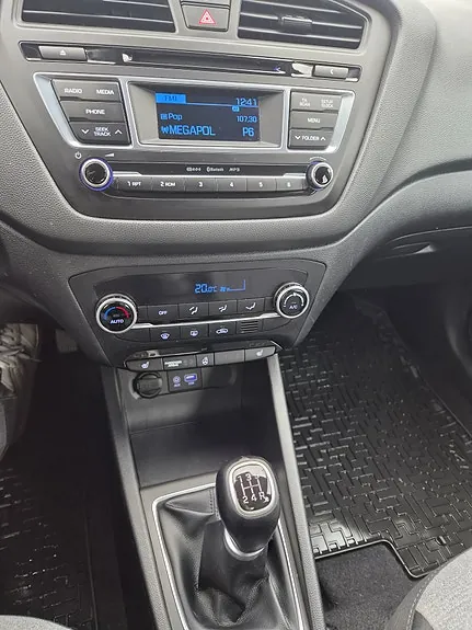 Hyundai I20 2017 photo 4