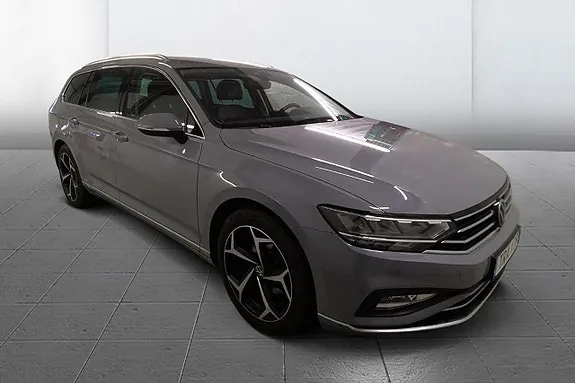 Volkswagen Passat 2023 photo 3