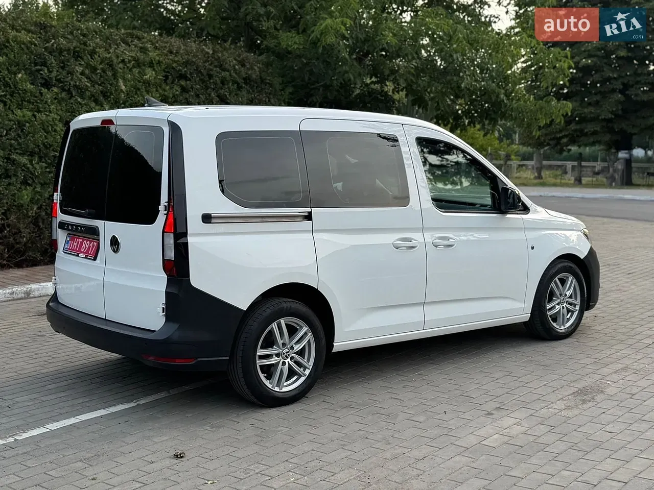 Volkswagen Caddy 2021 photo 2