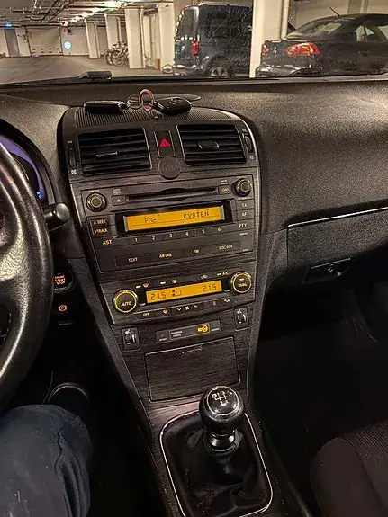 Toyota Avensis 2009 photo 5