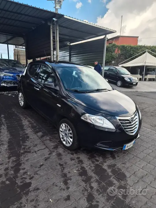 Lancia Ypsilon 2012 photo 4