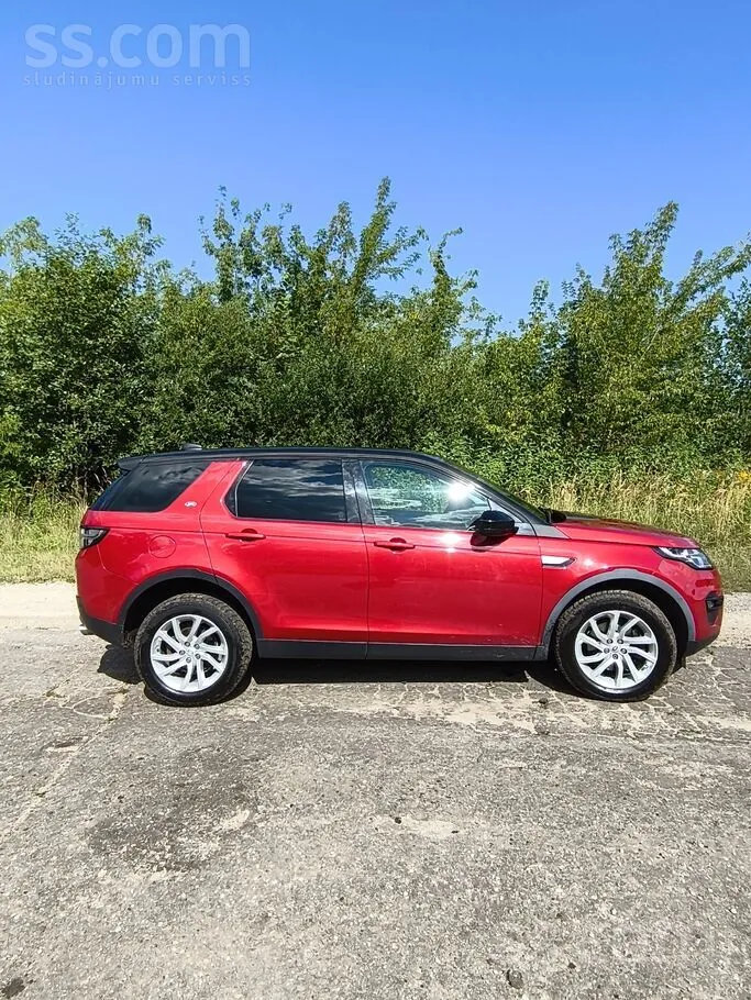 Land Rover Discovery Sport 2017 photo 3