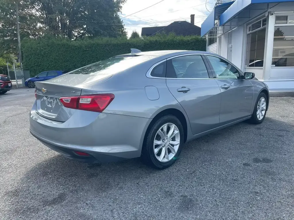 Chevrolet Malibu 2023 photo 5