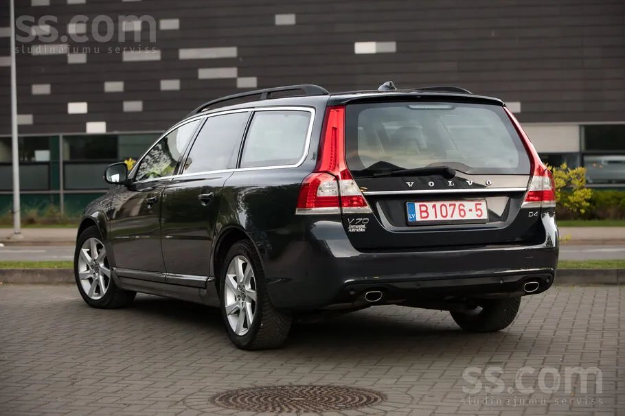 Volvo V70 2015 photo 3