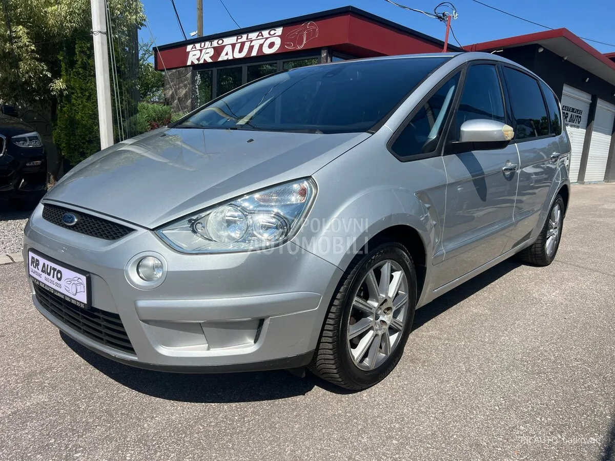 Ford S-Max 2010 photo 3