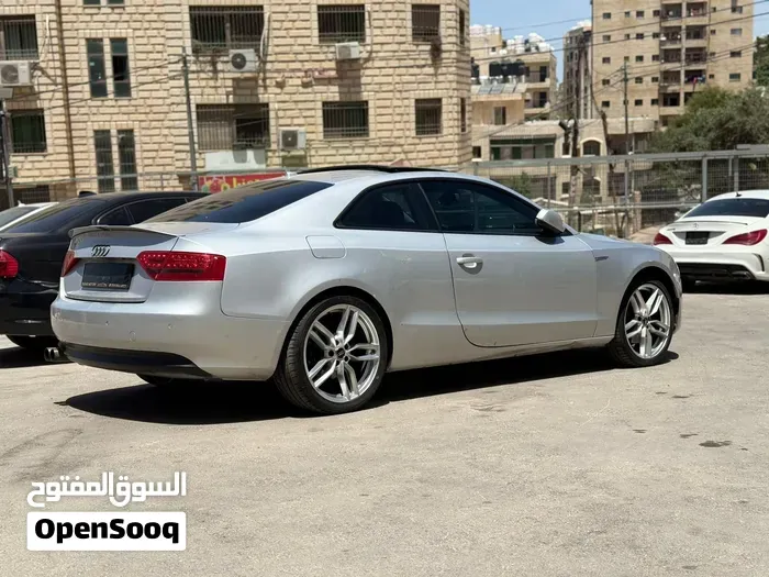 Audi A5 2012 photo 4
