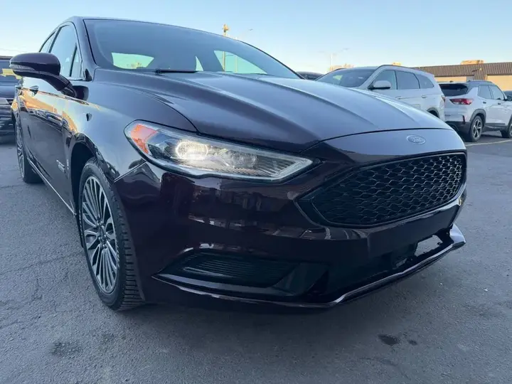 Ford Fusion 2018 photo 2