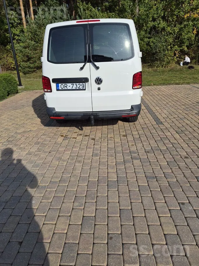 Volkswagen Transporter 2021 photo 2