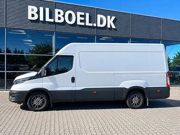 Iveco Daily 2024 photo 2