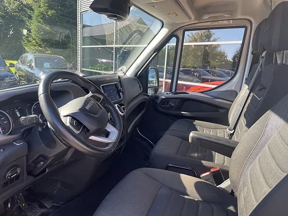 Iveco Daily 2024 photo 3