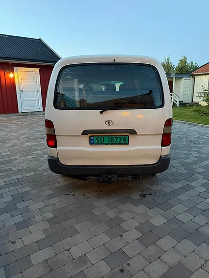 Toyota Hiace 2005 photo 4
