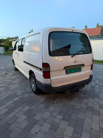 Toyota Hiace 2005 photo 3
