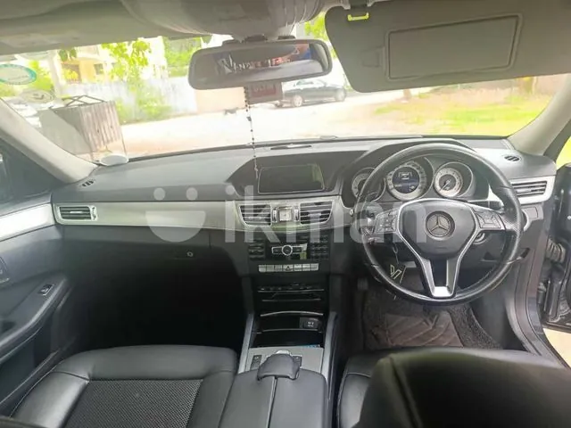 Mercedes-Benz E200 2014 photo 3