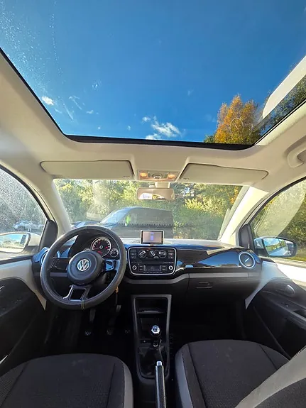 Volkswagen Up 2014 photo 3