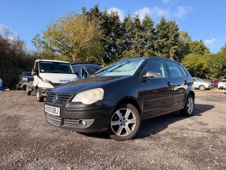 Volkswagen Polo 2009 photo 2