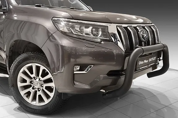 Toyota Land Cruiser 2018 photo 3