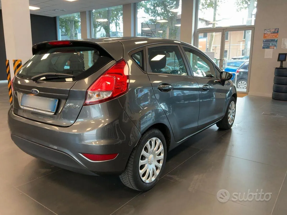 Ford Fiesta 2015 photo 4