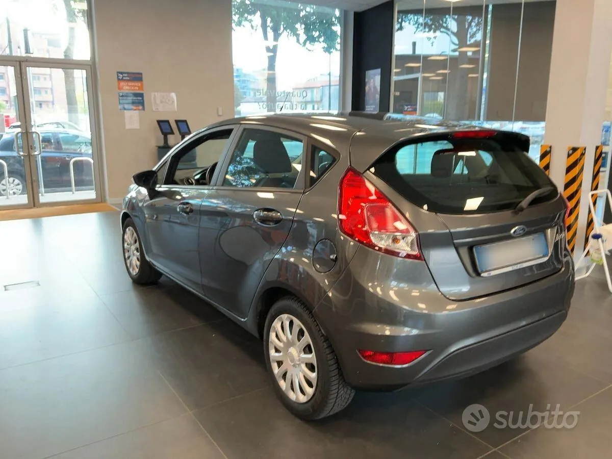 Ford Fiesta 2015 photo 3