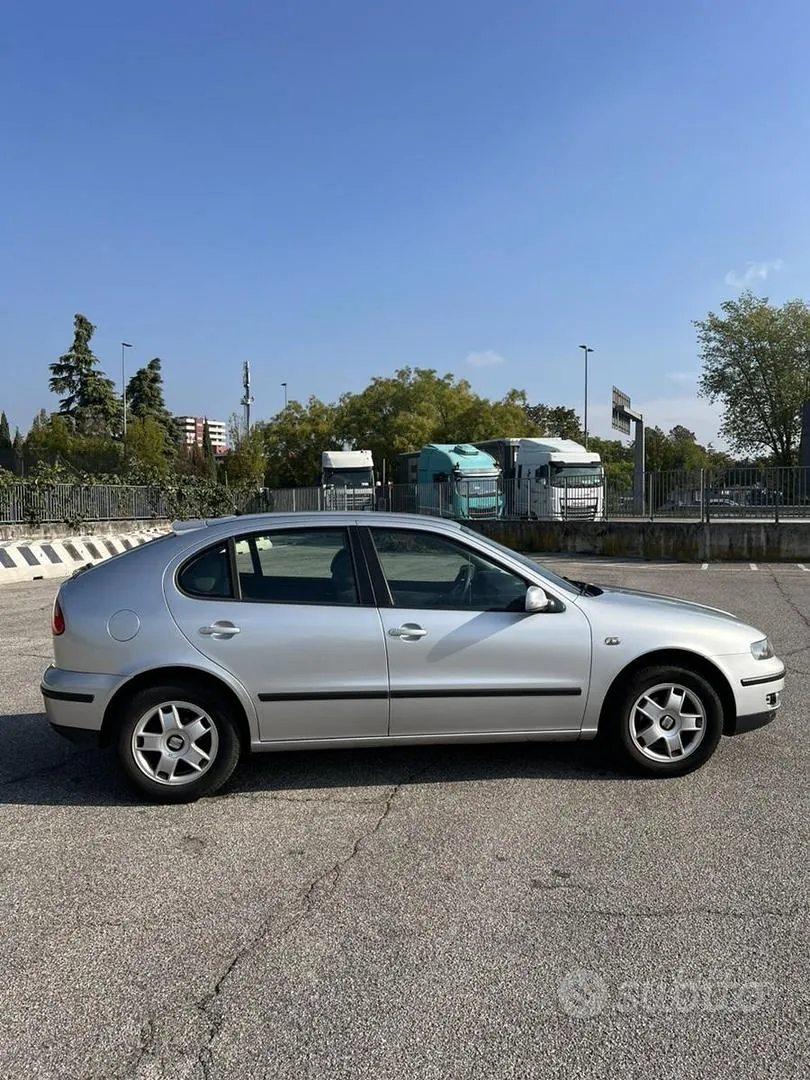 Seat Leon 2001 photo 3