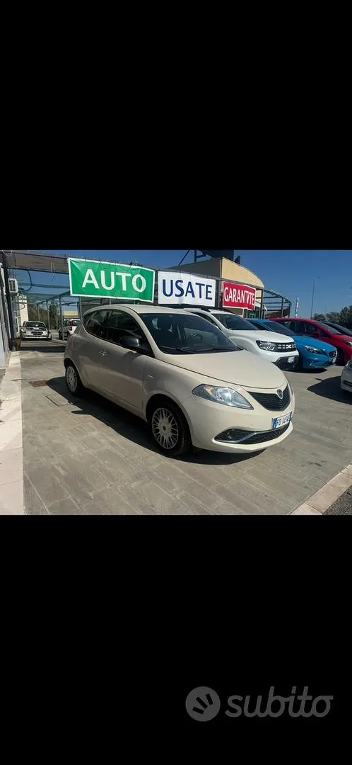 Lancia Ypsilon 2016 photo 2