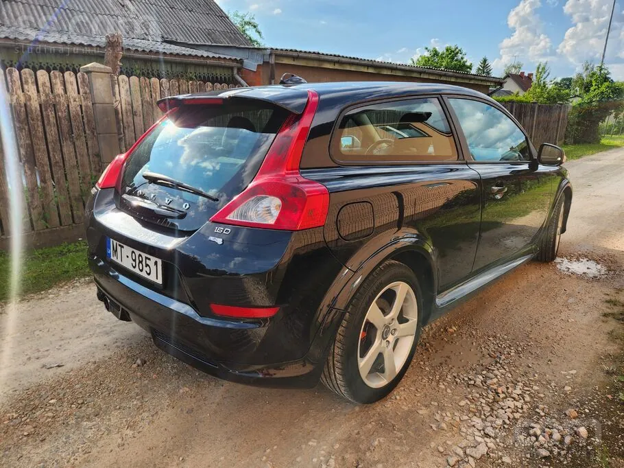 Volvo C30 2010 photo 3