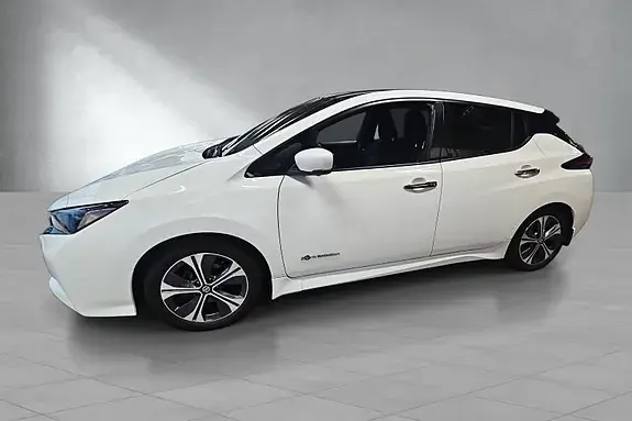 Nissan Leaf 2018 photo 3