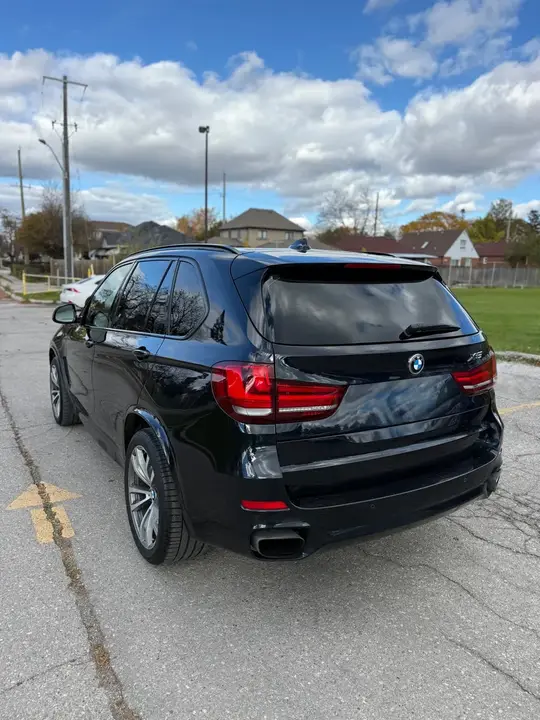 BMW X5 2015 photo 2