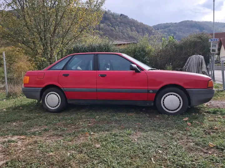 Audi 80