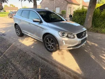 Volvo Xc60 2017 photo 2