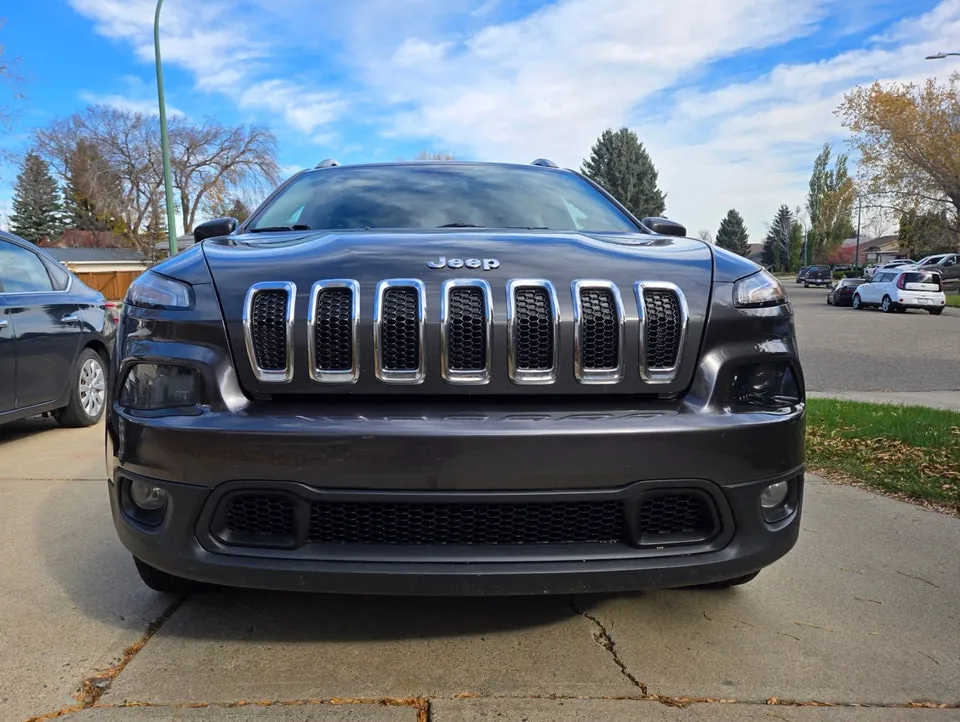 Jeep Cherokee 2015 photo 2